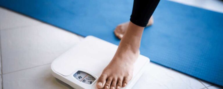 Nutrizione e salute in vista dell’estate: strategie metaboliche, prevenzione e adattamento fisiologico
